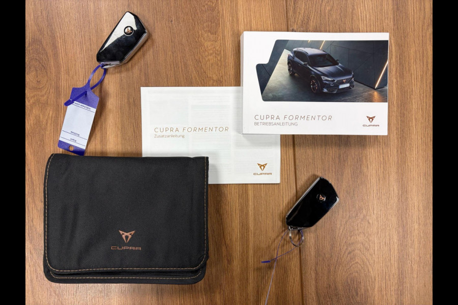 CUPRA Formentor 1.4 e-Hybrid VZ 245PK*Performance*Winterpakket*Camera*PDC*LED*CARPLAY*