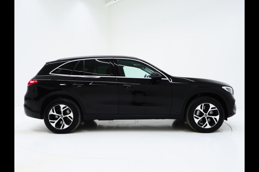 Mercedes-Benz GLC 300e 4MATIC 320PK | Leder | Camera | Stoelverwarming | LED | DAB | Climate | Carplay