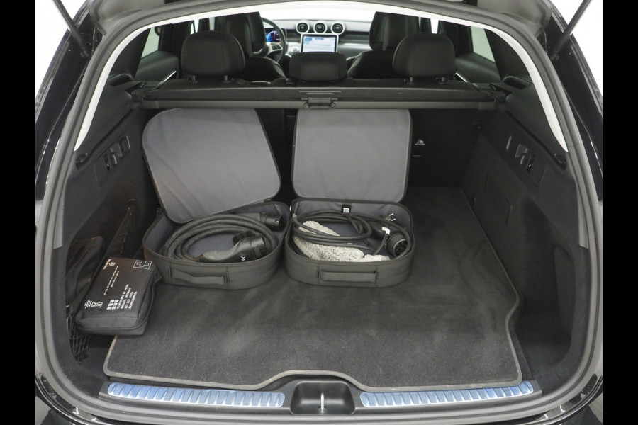 Mercedes-Benz GLC 300e 4MATIC 320PK | Leder | Camera | Stoelverwarming | LED | DAB | Climate | Carplay