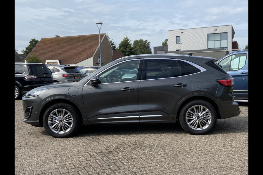 Ford Kuga 2.5 PHEV Vignale 225pk | Wegklapbare Trekhaak | Panoramadak | Adaptive cruise control | Head up Display | Leder | Bang&Olufsen | Dodehoeksensoren | Camera