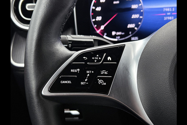 Mercedes-Benz GLC Coupé 300 e 4MATIC Plug-In Hybride Trekhaak | Alarm Klasse 3 | Rijassistentiepakket plus | Stuur en Stoelverwarming | Parkeerpakket met 360°-camera | Distronic. Inclusief 24 maanden MB Certified garantie voor Europa.