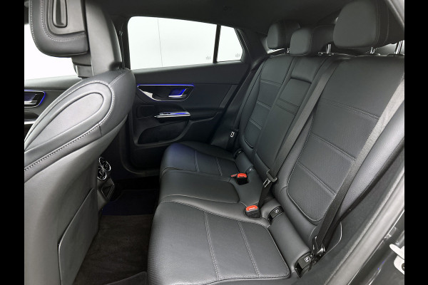 Mercedes-Benz GLC Coupé 300 e 4MATIC Plug-In Hybride Trekhaak | Alarm Klasse 3 | Rijassistentiepakket plus | Stuur en Stoelverwarming | Parkeerpakket met 360°-camera | Distronic. Inclusief 24 maanden MB Certified garantie voor Europa.