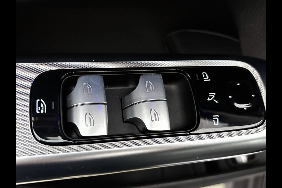 Mercedes-Benz GLC Coupé 300 e 4MATIC Plug-In Hybride Trekhaak | Alarm Klasse 3 | Rijassistentiepakket plus | Stuur en Stoelverwarming | Parkeerpakket met 360°-camera | Distronic. Inclusief 24 maanden MB Certified garantie voor Europa.