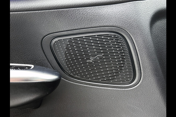 Mercedes-Benz GLC Coupé 300 e 4MATIC Plug-In Hybride Trekhaak | Alarm Klasse 3 | Rijassistentiepakket plus | Stuur en Stoelverwarming | Parkeerpakket met 360°-camera | Distronic. Inclusief 24 maanden MB Certified garantie voor Europa.