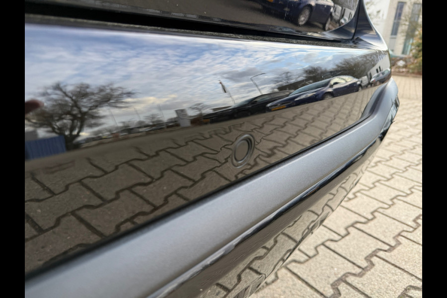 Fiat Panda 1.0 Hybrid Cross (BOVAG/RIJKLAARPRIJS)