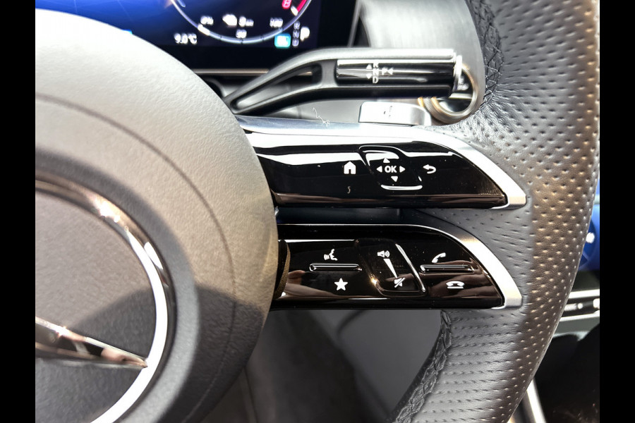 Mercedes-Benz GLC 300 e 4MATIC AMG Plug-In Hybride AMG Line | Night Pakket | Trekhaak | Offroad-Techniek Pakket | Distronic. Inclusief 24 maanden MB Certified garantie voor Europa.
