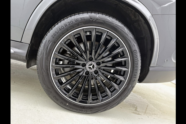 Mercedes-Benz GLC 300 e 4MATIC AMG Plug-In Hybride AMG Line | Night Pakket | Trekhaak | Offroad-Techniek Pakket | Distronic. Inclusief 24 maanden MB Certified garantie voor Europa.