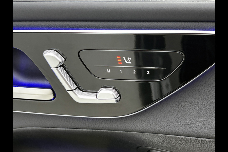 Mercedes-Benz GLC 300 e 4MATIC AMG Plug-In Hybride AMG Line | Night Pakket | Trekhaak | Offroad-Techniek Pakket | Distronic. Inclusief 24 maanden MB Certified garantie voor Europa.