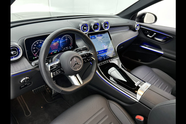 Mercedes-Benz GLC 300 e 4MATIC AMG Plug-In Hybride AMG Line | Night Pakket | Trekhaak | Offroad-Techniek Pakket | Distronic. Inclusief 24 maanden MB Certified garantie voor Europa.