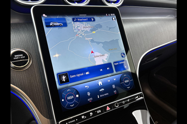 Mercedes-Benz GLC 300 e 4MATIC AMG Plug-In Hybride AMG Line | Night Pakket | Trekhaak | Offroad-Techniek Pakket | Distronic. Inclusief 24 maanden MB Certified garantie voor Europa.