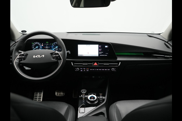 Kia Niro 1.6 GDi ExecutiveLine Plug In Hybrid 182pk Dealer O.H. PHEV | Adaptive Cruise | Head Up | Lederen Sportstoelen Memory & Ventilatie | Harman / Kardon | Camera | Stoelen & Stuur Verwarmd | Apple Carplay | Keyless | Blis | Navigatie | DAB |
