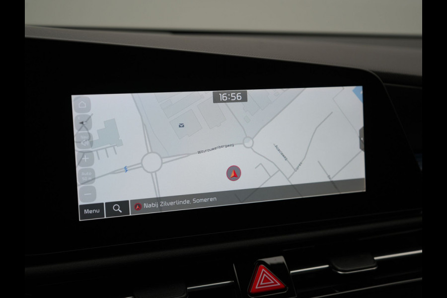 Kia Niro 1.6 GDi ExecutiveLine Plug In Hybrid 182pk Dealer O.H. PHEV | Adaptive Cruise | Head Up | Lederen Sportstoelen Memory & Ventilatie | Harman / Kardon | Camera | Stoelen & Stuur Verwarmd | Apple Carplay | Keyless | Blis | Navigatie | DAB |