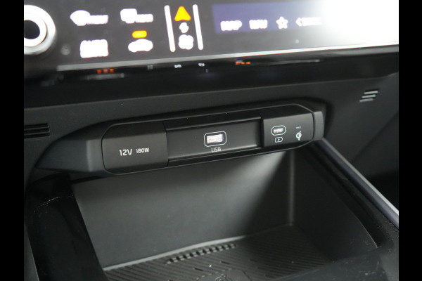 Kia Niro 1.6 GDi ExecutiveLine Plug In Hybrid 182pk Dealer O.H. PHEV | Adaptive Cruise | Head Up | Lederen Sportstoelen Memory & Ventilatie | Harman / Kardon | Camera | Stoelen & Stuur Verwarmd | Apple Carplay | Keyless | Blis | Navigatie | DAB |