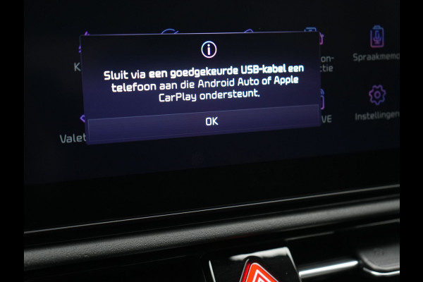 Kia Niro 1.6 GDi ExecutiveLine Plug In Hybrid 182pk Dealer O.H. PHEV | Adaptive Cruise | Head Up | Lederen Sportstoelen Memory & Ventilatie | Harman / Kardon | Camera | Stoelen & Stuur Verwarmd | Apple Carplay | Keyless | Blis | Navigatie | DAB |