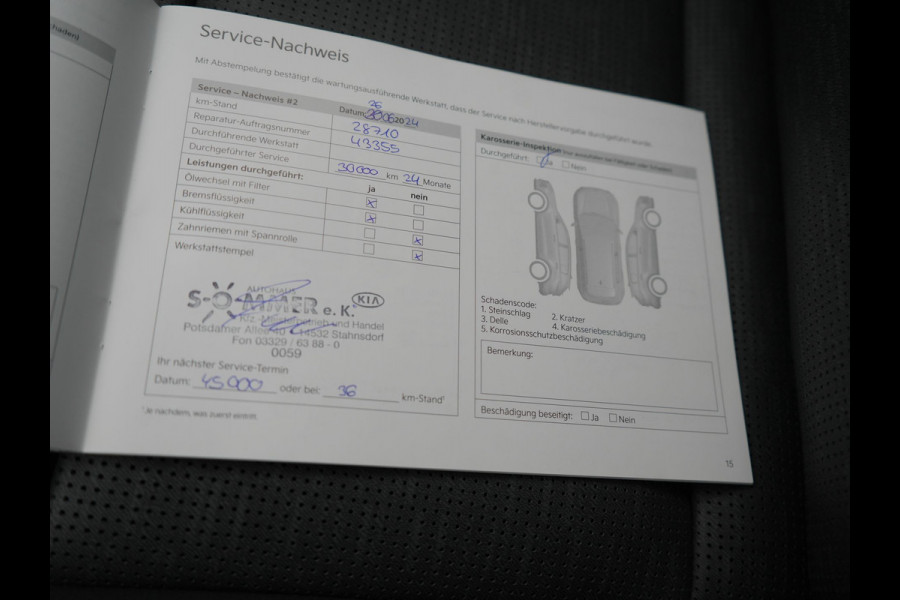 Kia Niro 1.6 GDi ExecutiveLine Plug In Hybrid 182pk Dealer O.H. PHEV | Adaptive Cruise | Head Up | Lederen Sportstoelen Memory & Ventilatie | Harman / Kardon | Camera | Stoelen & Stuur Verwarmd | Apple Carplay | Keyless | Blis | Navigatie | DAB |