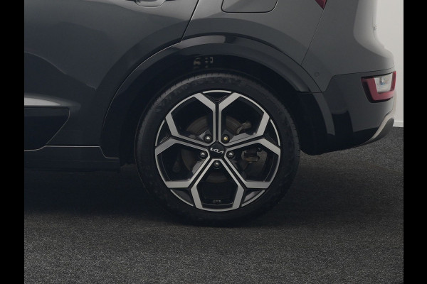 Kia Niro 1.6 GDi ExecutiveLine Plug In Hybrid 182pk Dealer O.H. PHEV | Adaptive Cruise | Head Up | Lederen Sportstoelen Memory & Ventilatie | Harman / Kardon | Camera | Stoelen & Stuur Verwarmd | Apple Carplay | Keyless | Blis | Navigatie | DAB |