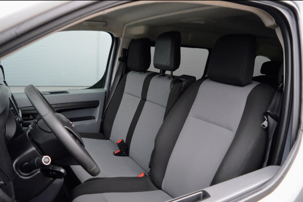 Toyota Proace Shuttle 1.5 D-4D Navigator Long