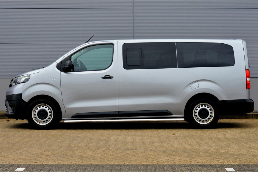 Toyota Proace Shuttle 1.5 D-4D Navigator Long