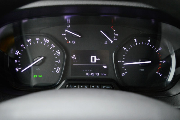 Toyota Proace Shuttle 1.5 D-4D Navigator Long