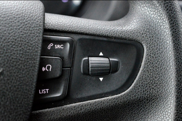 Toyota Proace Shuttle 1.5 D-4D Navigator Long