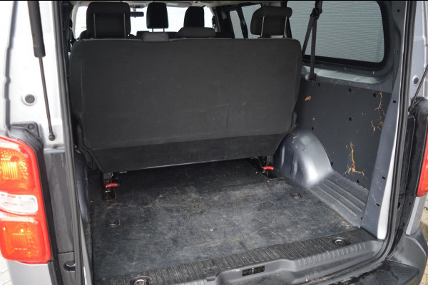 Toyota Proace Shuttle 1.5 D-4D Navigator Long