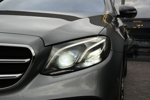 Mercedes-Benz E-Klasse 220 d Business Solution AMG Panoramadak WideScreen Ambient Luxe Leder