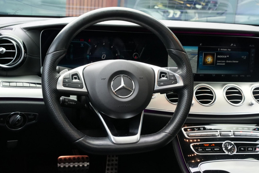 Mercedes-Benz E-Klasse 220 d Business Solution AMG Panoramadak WideScreen Ambient Luxe Leder