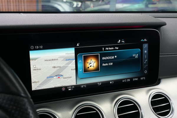 Mercedes-Benz E-Klasse 220 d Business Solution AMG Panoramadak WideScreen Ambient Luxe Leder