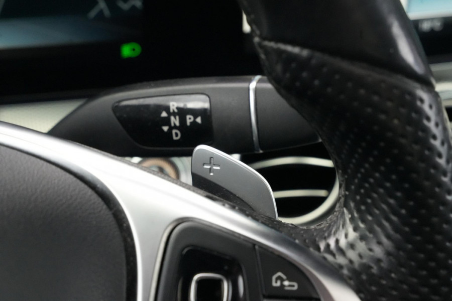 Mercedes-Benz E-Klasse 220 d Business Solution AMG Panoramadak WideScreen Ambient Luxe Leder