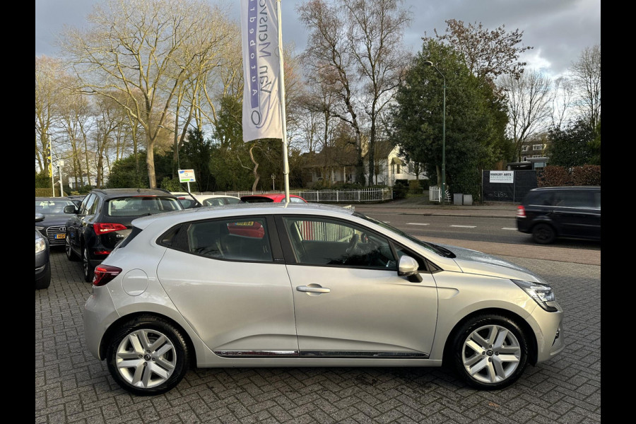 Renault Clio 1.6 E-Tech Hybrid 140 Business Zen 1eEig|LED|CarPlay|Keyless|Stoelverwarming