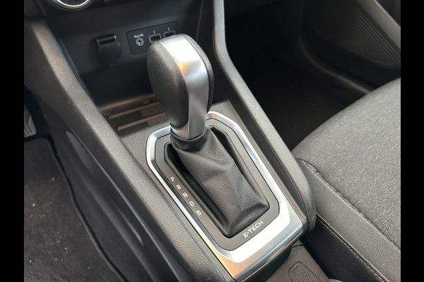 Renault Clio 1.6 E-Tech Hybrid 140 Business Zen 1eEig|LED|CarPlay|Keyless|Stoelverwarming