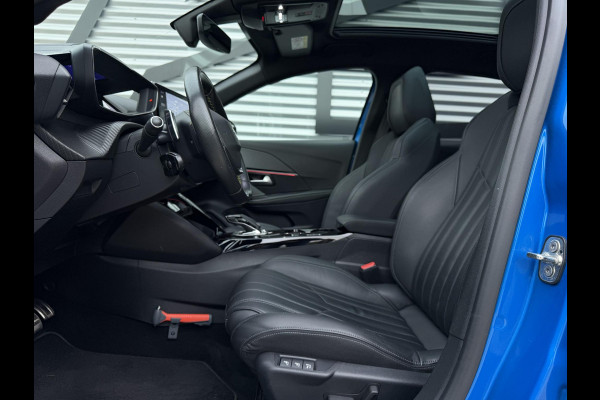 Peugeot 208 1.2 PureTech GT-Line Navi|Pano|Leder|Camera|Carplay|Cruise|D-riem v.v. in 2024|Clima|N.A.P|Stoelverwarming|Nieuwe APK bij Aflevering|2e Eigenaar