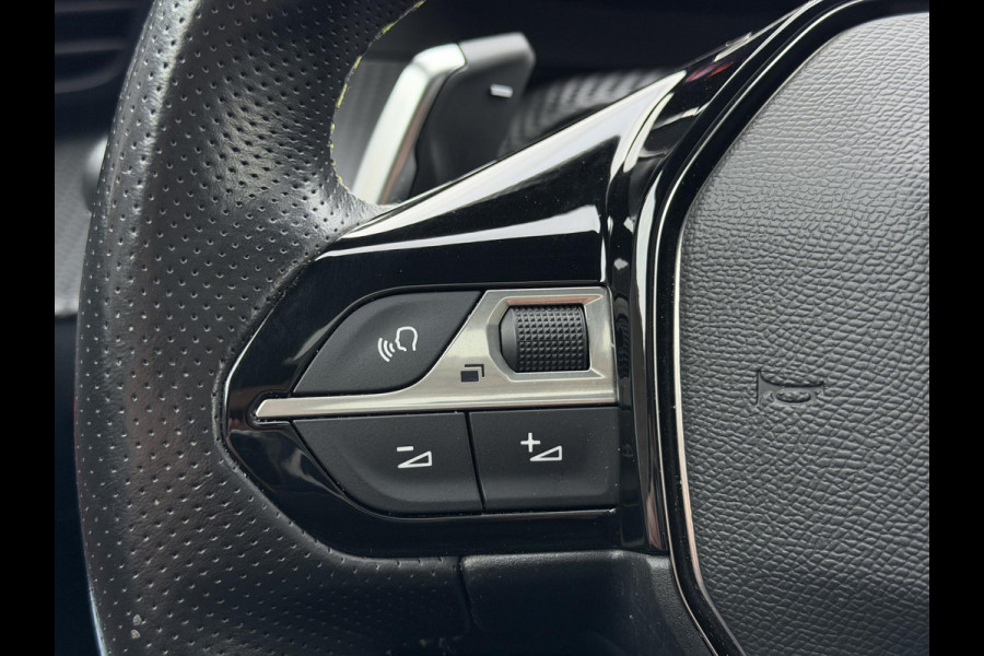 Peugeot 208 1.2 PureTech GT-Line Navi|Pano|Leder|Camera|Carplay|Cruise|D-riem v.v. in 2024|Clima|N.A.P|Stoelverwarming|Nieuwe APK bij Aflevering|2e Eigenaar