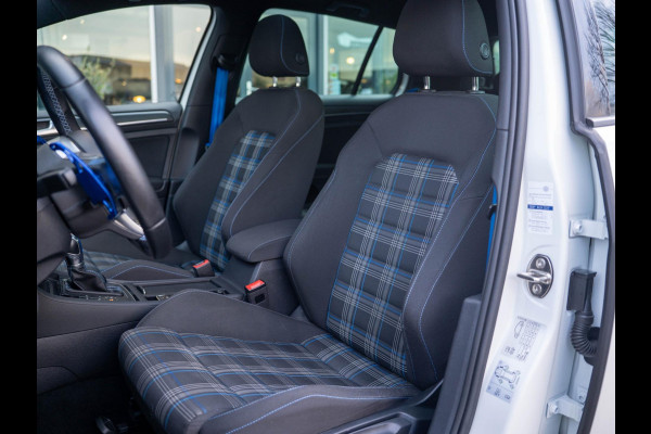 Volkswagen Golf 1.4 TSI GTE 204PK / Pano / ACC / Carplay / Virtual cockpit / Stoelverwarming
