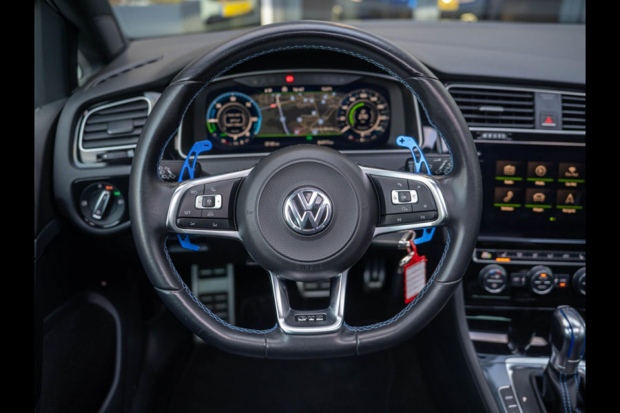 Volkswagen Golf 1.4 TSI GTE 204PK / Pano / ACC / Carplay / Virtual cockpit / Stoelverwarming