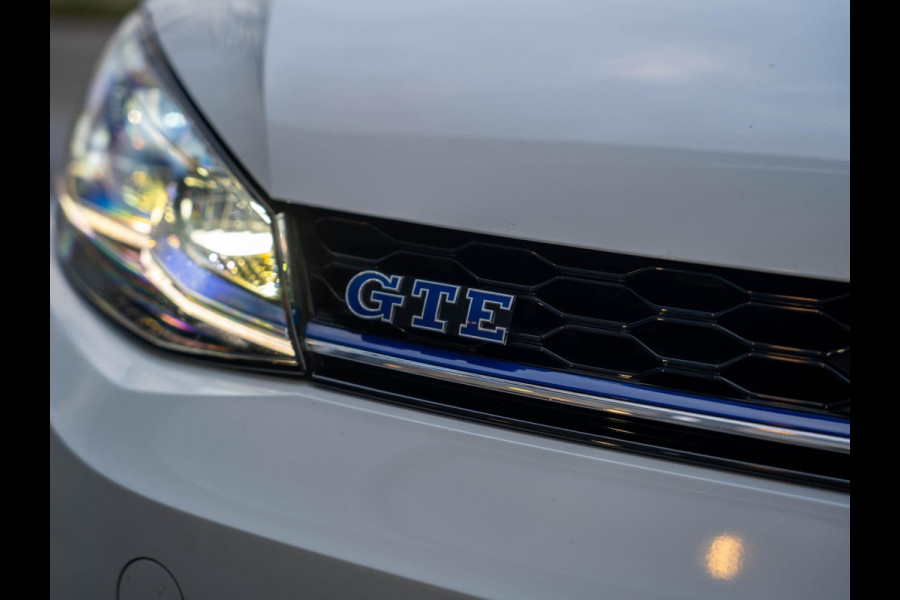 Volkswagen Golf 1.4 TSI GTE 204PK / Pano / ACC / Carplay / Virtual cockpit / Stoelverwarming