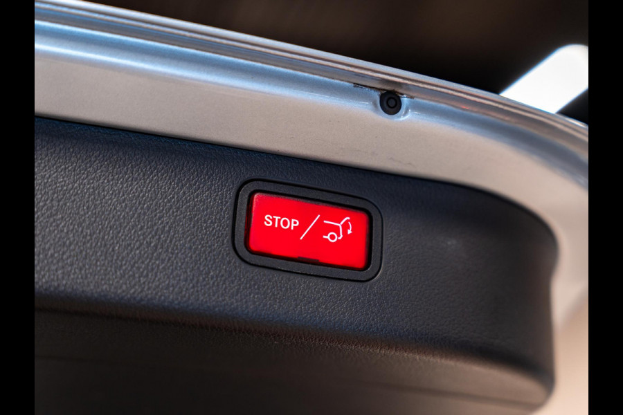 Mercedes-Benz C-Klasse Estate 180 Business Line, Pano, Apple Carplay, Ambiënte Light, Private Glas, Cam, PDC, 18"Velg, Onderhoud