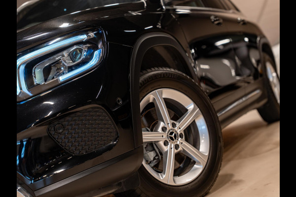 Mercedes-Benz Glb 200 Premium Plus, Pano, Widescreen, Ambiënte Light, 360 Cam, Voll Led, Cruise, Multistuur, Voll Onderhoud