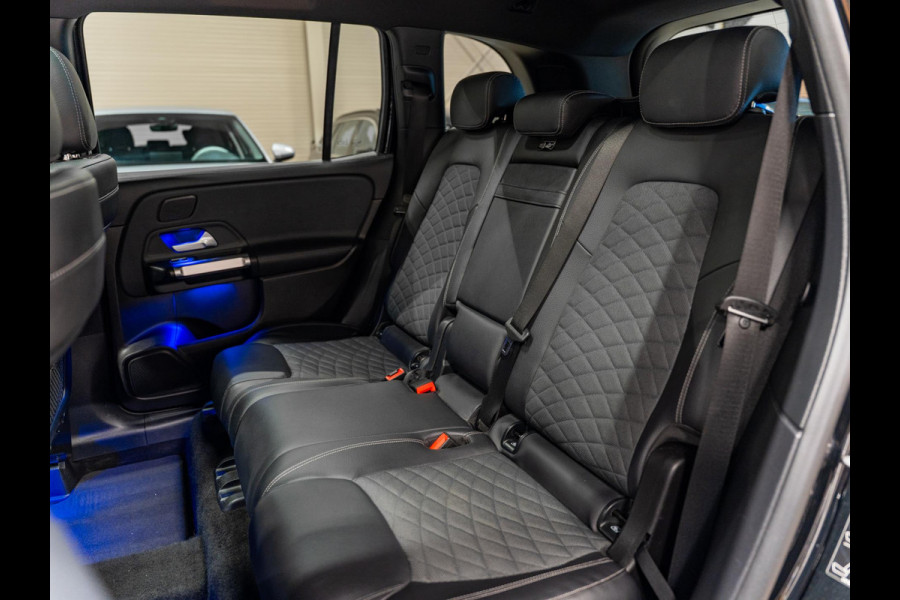 Mercedes-Benz Glb 200 Premium Plus, Pano, Widescreen, Ambiënte Light, 360 Cam, Voll Led, Cruise, Multistuur, Voll Onderhoud