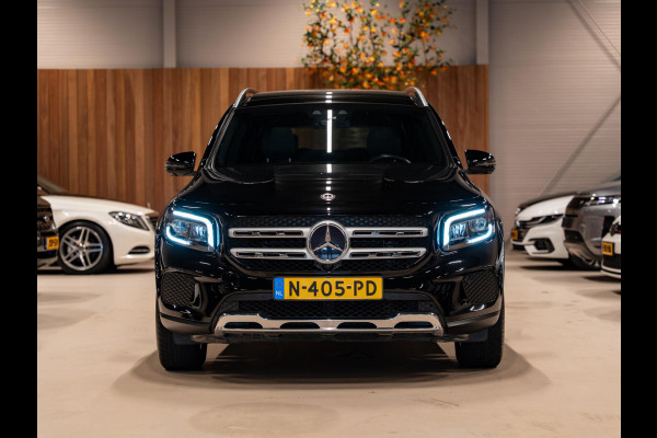 Mercedes-Benz Glb 200 Premium Plus, Pano, Widescreen, Ambiënte Light, 360 Cam, Voll Led, Cruise, Multistuur, Voll Onderhoud