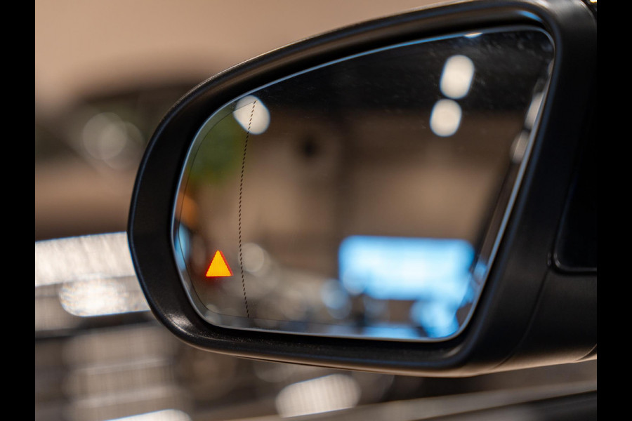 Mercedes-Benz Glb 200 Premium Plus, Pano, Widescreen, Ambiënte Light, 360 Cam, Voll Led, Cruise, Multistuur, Voll Onderhoud