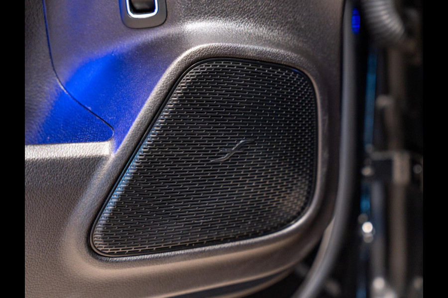 Mercedes-Benz Glb 200 Premium Plus, Pano, Widescreen, Ambiënte Light, 360 Cam, Voll Led, Cruise, Multistuur, Voll Onderhoud