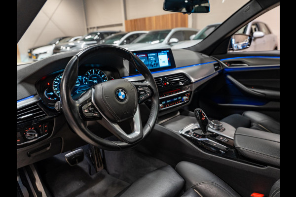 BMW 5 Serie Touring 520i High Executive M Pakket, Pano, Virtual Cockpit, Leder, 19"M Sport Velgen, Prive Glas, Volledig Onderhoud