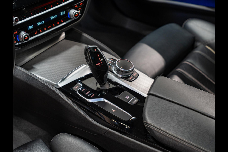 BMW 5 Serie Touring 520i High Executive M Pakket, Pano, Virtual Cockpit, Leder, 19"M Sport Velgen, Prive Glas, Volledig Onderhoud