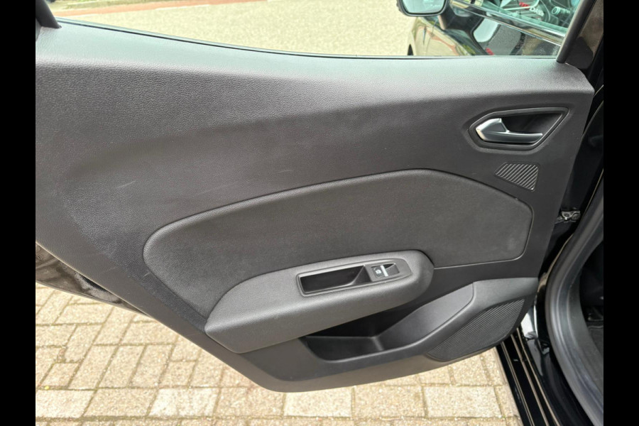 Renault Clio 1.0 TCe Intens GROOT SCHERM NAVI STUUR-VERWARMING LEER,AUTOMAAR,GARANTIE