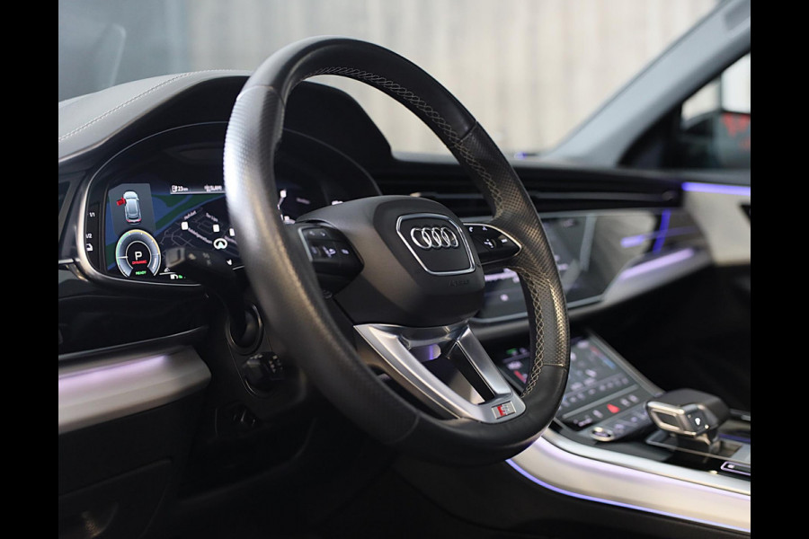 Audi Q8 55 TFSI e Quattro RSQ8 Look / Carbon / Massage / RS Zetels / 360 Camera / Memory / Pano / Matrix / 23 Inch