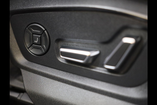 Audi Q8 55 TFSI e Quattro RSQ8 Look / Carbon / Massage / RS Zetels / 360 Camera / Memory / Pano / Matrix / 23 Inch