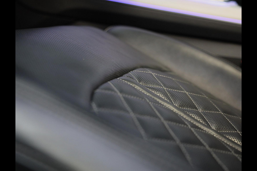 Audi Q8 55 TFSI e Quattro RSQ8 Look / Carbon / Massage / RS Zetels / 360 Camera / Memory / Pano / Matrix / 23 Inch