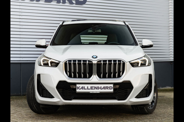 BMW X1 xDrive25e M-Sport - Pano - 19 inch - Camera - Comfort Access