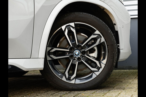 BMW X1 xDrive25e M-Sport - Pano - 19 inch - Camera - Comfort Access